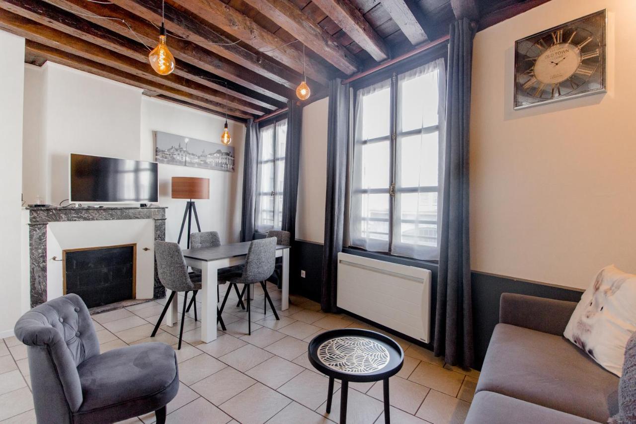 Ferienwohnung Au Bourg Neuf Orléans Exterior foto