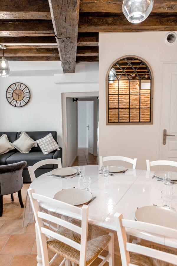 Ferienwohnung Au Bourg Neuf Orléans Exterior foto